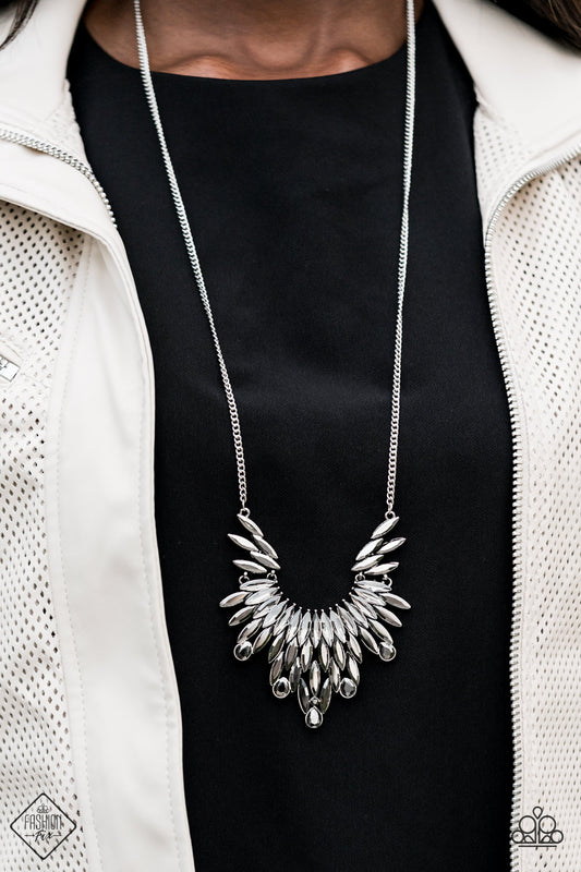Paparazzi Leave it to LUXE - Silver Necklace