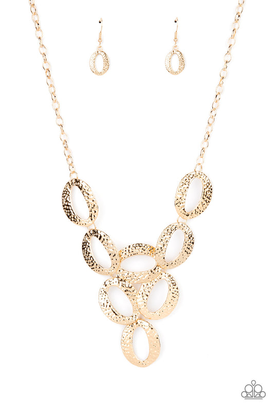 Paparazzi OVAL The Limit - Gold Necklace