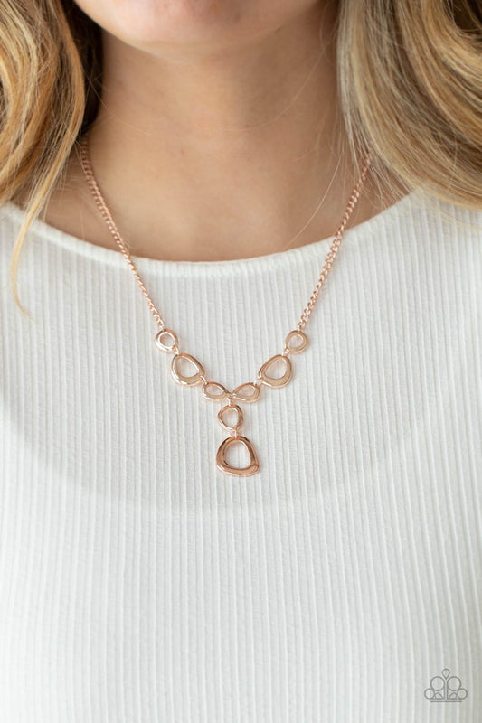 Paparazzi So Mod - Rose Gold Necklace