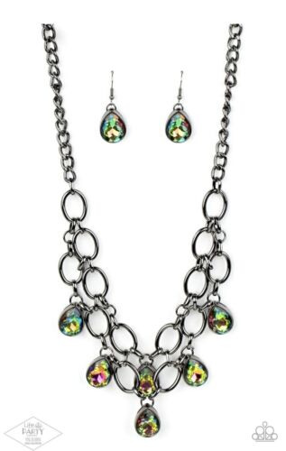 Paparazzi Show-Stopping Shimmer Multi Necklace